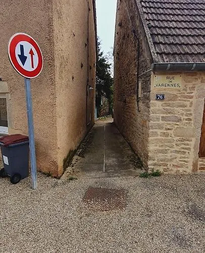 L'authentic- Petit-dejeuner Inclus - Cosy - Calme Apartment Beaune (Cote d'Or)