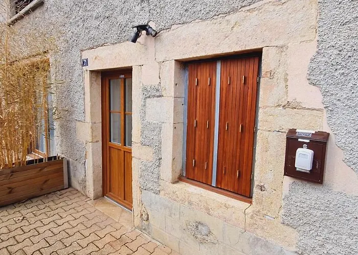 L'authentic- Petit-dejeuner Inclus - Cosy - Calme Apartment *